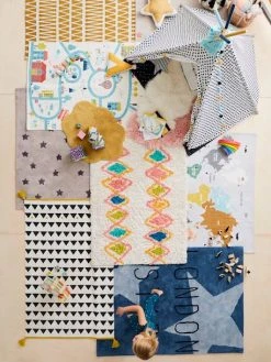 Tapis à Pompons Et Triangles Atlas Noir Et Blanc - Vertbaudet -Boutique Vertbaudet tapis a pompons et triangles atlas 2